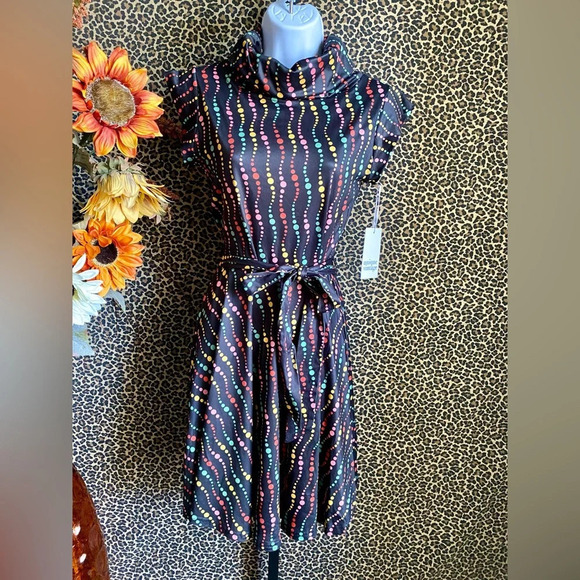 🦋B2G1🦋UNIQUE VINTAGE Black & Rainbow Dots Fit and Flare Dress NWT | SMAL… - Picture 5 of 11
